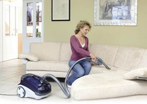 Як правильно почистити меблі в домашніх умовах?